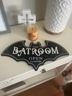 Bathroom Bat sign