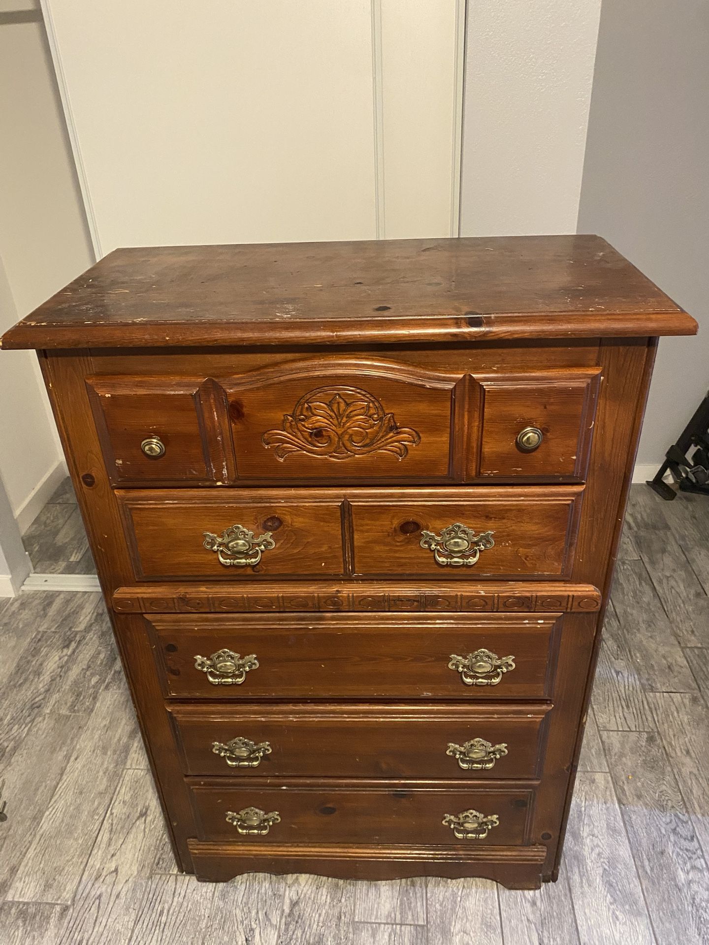 Dresser