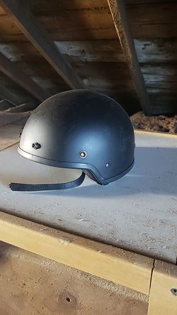 Motorcycle helmet