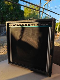 Peavey Basic 60 Bass Combo Amp