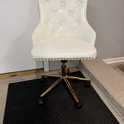 Brand New White/Gold Vegan Leather Height Adjustable Vanity/Office Chair w/Nail Heads