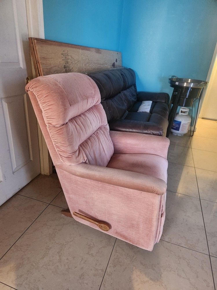 LAZ-Y-BOY Rocker Recliner