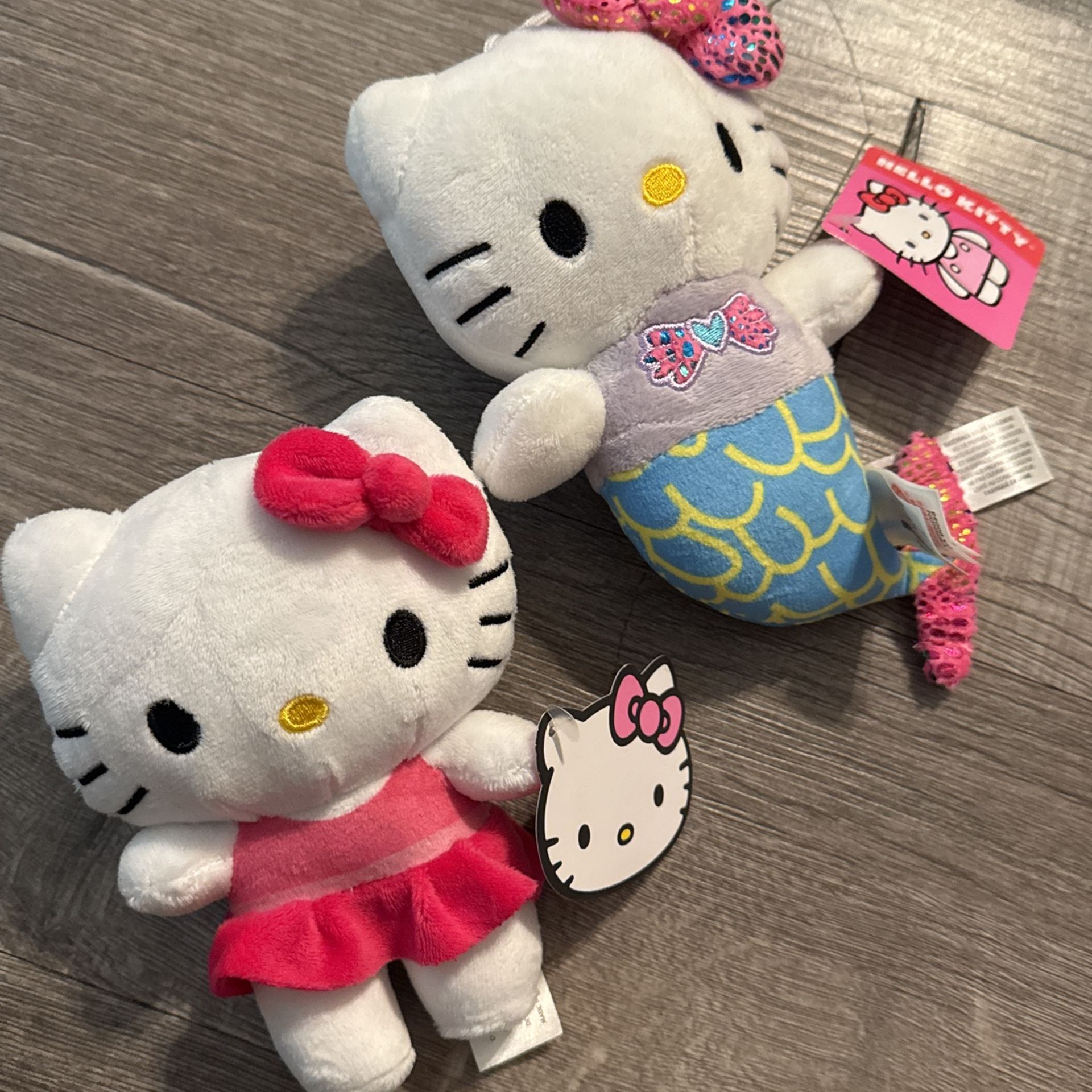 Hello Kitty Plushie