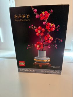Plum blossom Lego set