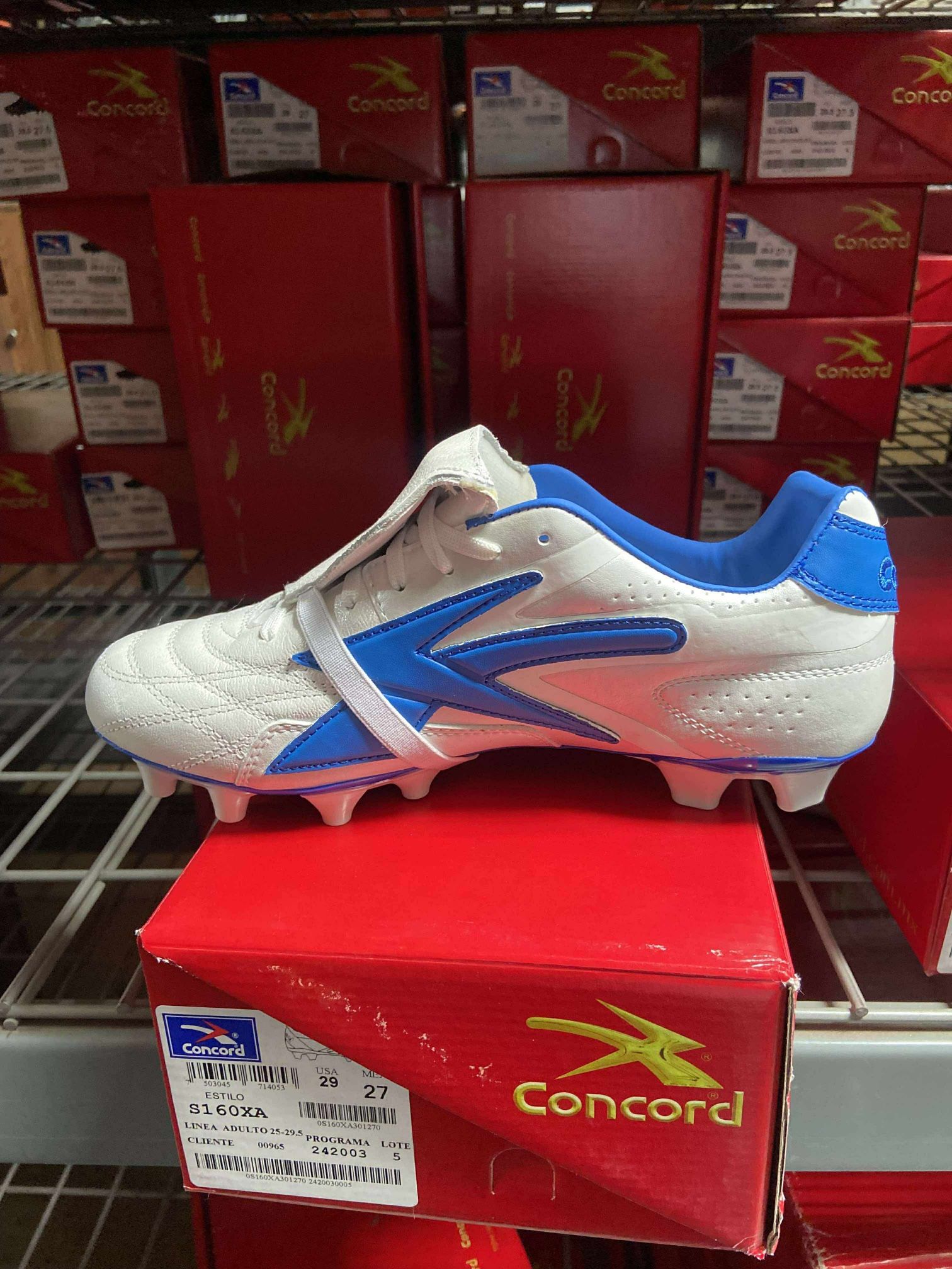 Zapatos de piel para fútbol soccer marca Concord