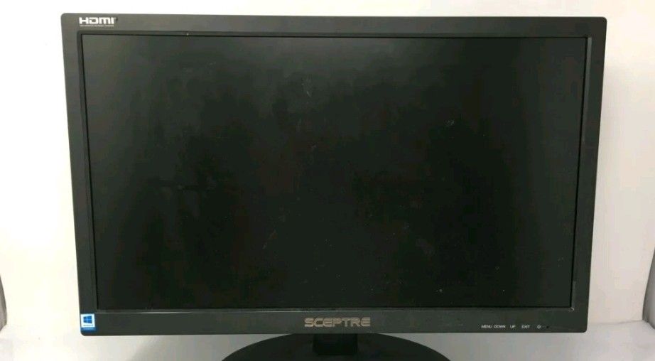 21" Spectre TV (With Mount)