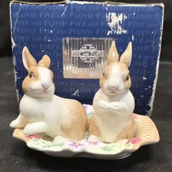 Fitz & Floyd Botanical Bunny Salt And Pepper Shakers 