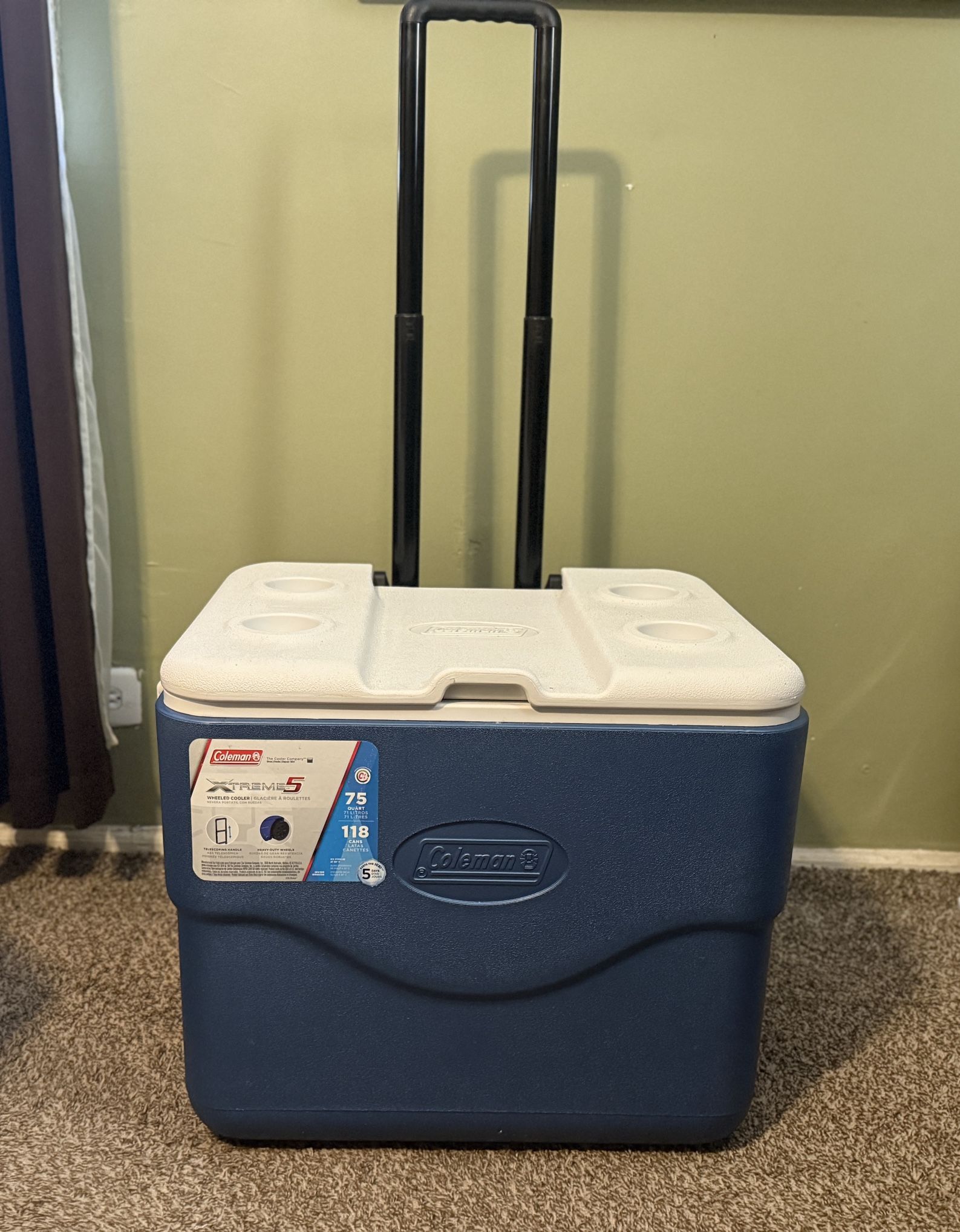 Coleman Extreme 5 75Quart Wheeled Cooler