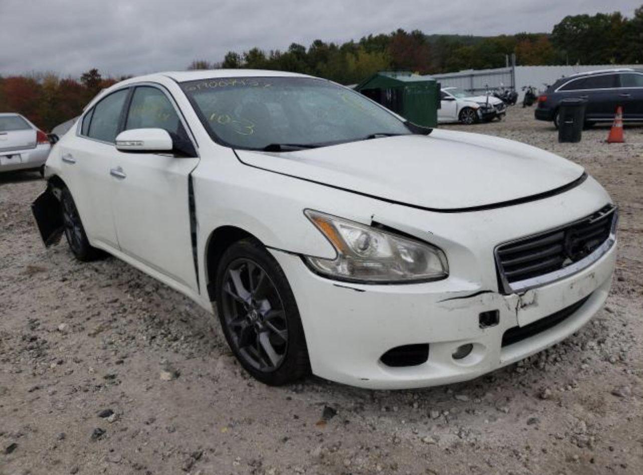 2014 Nissan Maxima S PART OUT!! 