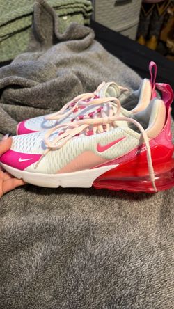 Women’s Nike AirMax’s 270s.