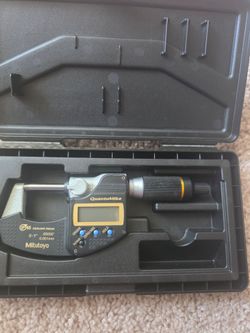 Mitutoyo QuantuMike IP65 Digital Micrometer 0-1" (.00005" Resolution)