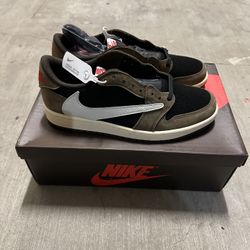Travis Scott x Air Jordan 1 Low Mochas