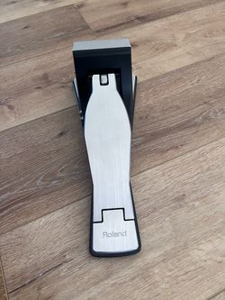 Roland KT-10 Low Noise Electric Kick Trigger Pedal