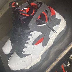 Nike Air Huaraches Size 11 Men’s Shoe