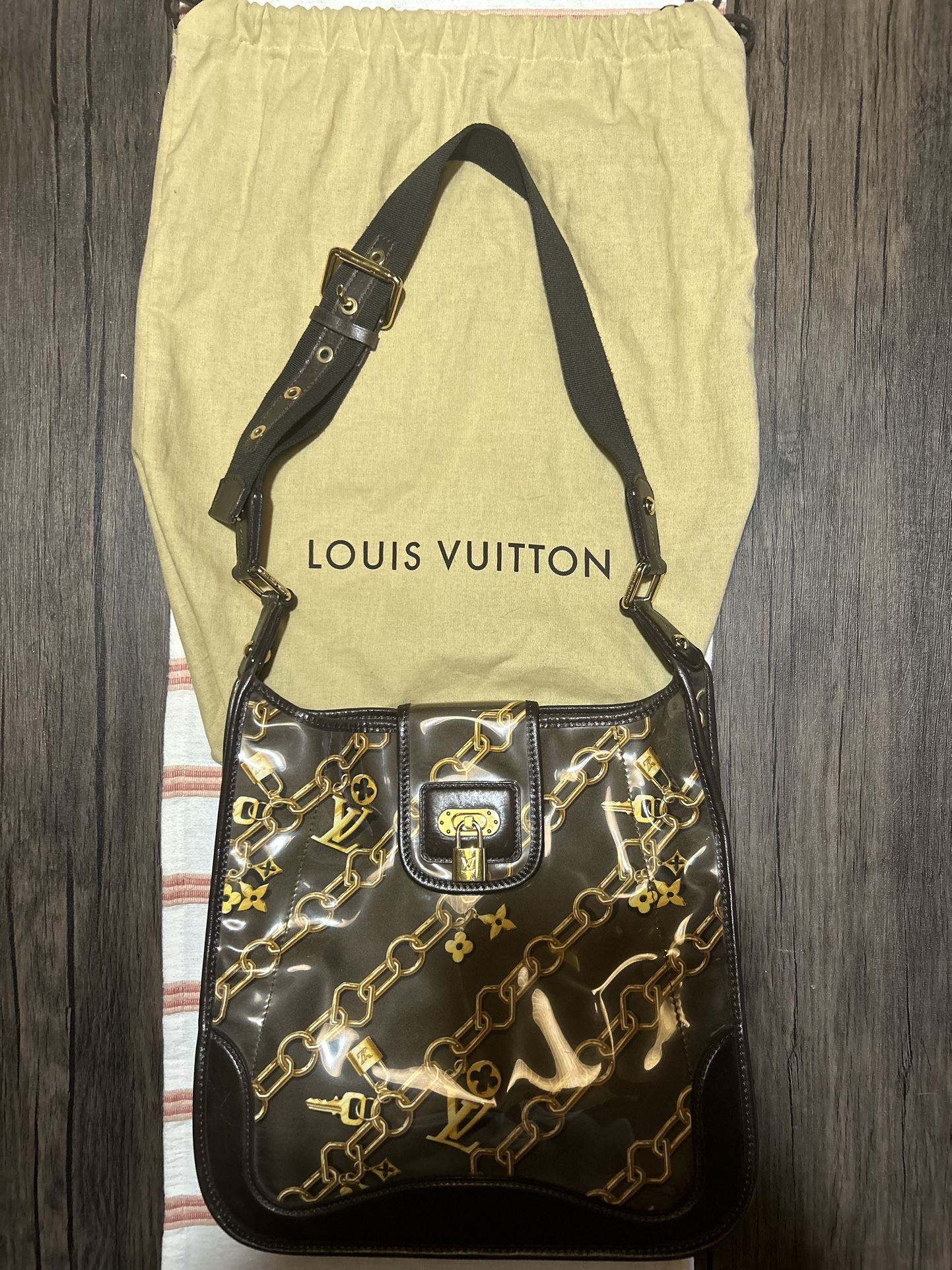 $1200 OBO // RARE Louis Vuitton Pre-Owned (Never Used) 2006 Musette Crossbody bag