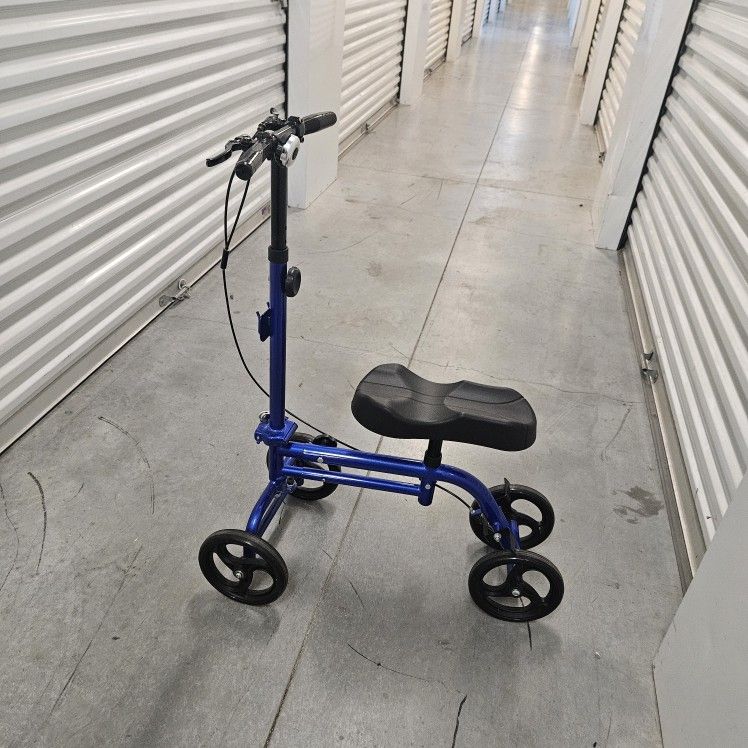 Knee Scooter Excellent Condition Holds Up To 300Lb