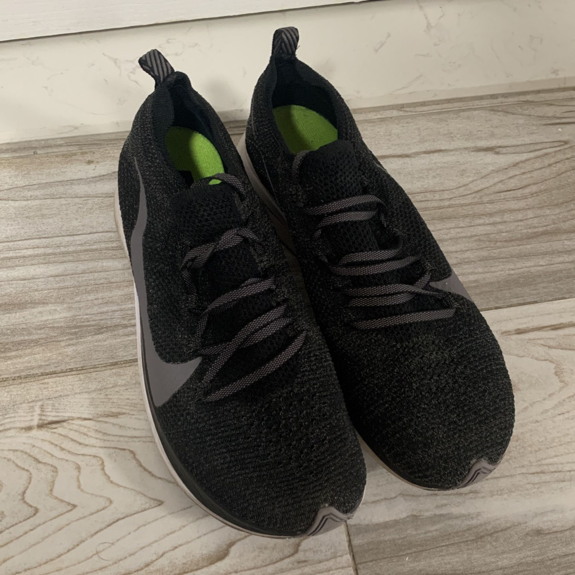 Women’s Shoes Running Shoes  Size 6 FREE