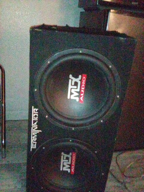Terminator Box w/ 2- 12inch MTX Subwoofer 's