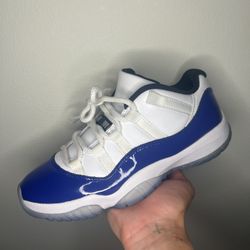 Jordan 11 Blue Concord Size 8 (send All Offers)