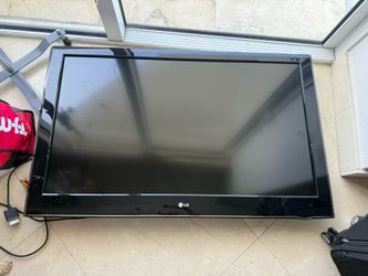 47" LG 1080p LCD TV 120hz