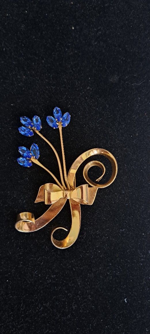 Vintage Coro Gold Plated Sterling Silver Brooch, 3.5"