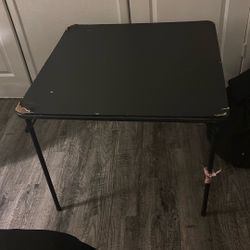 Folding Table 
