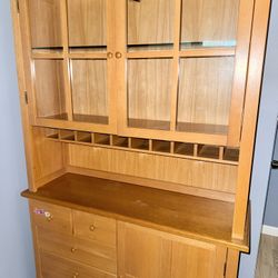 Cupboard/Cabinet