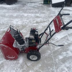CRAFTSMAN 24” 2 STAGE GAS SNOWBLOWER 