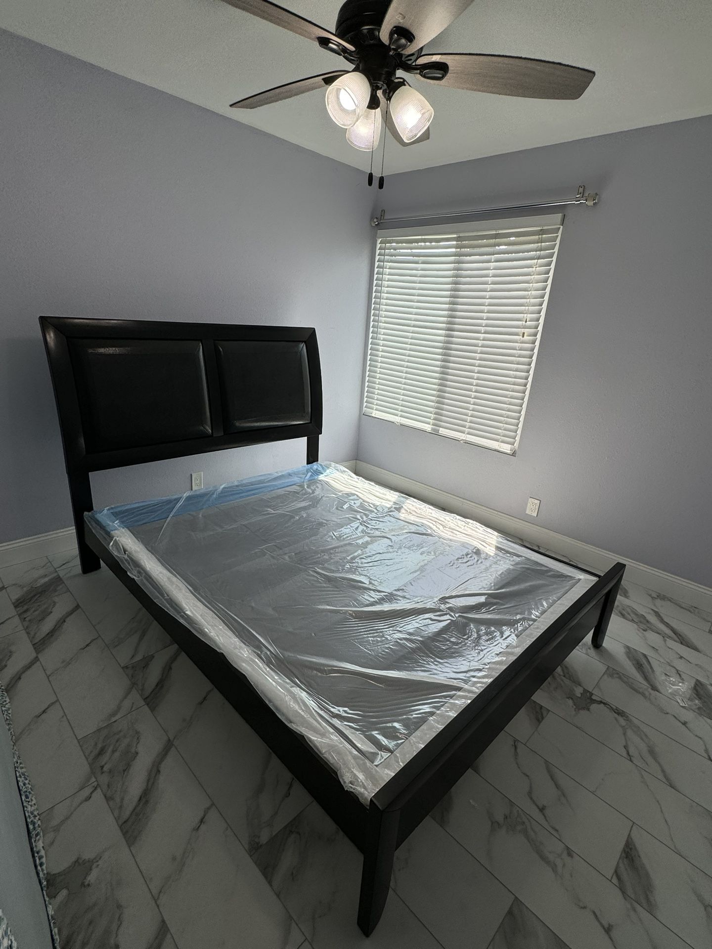 Black Queen Size Wooden Bed Frame And Bed Box Frame (with Mattress Optional) .