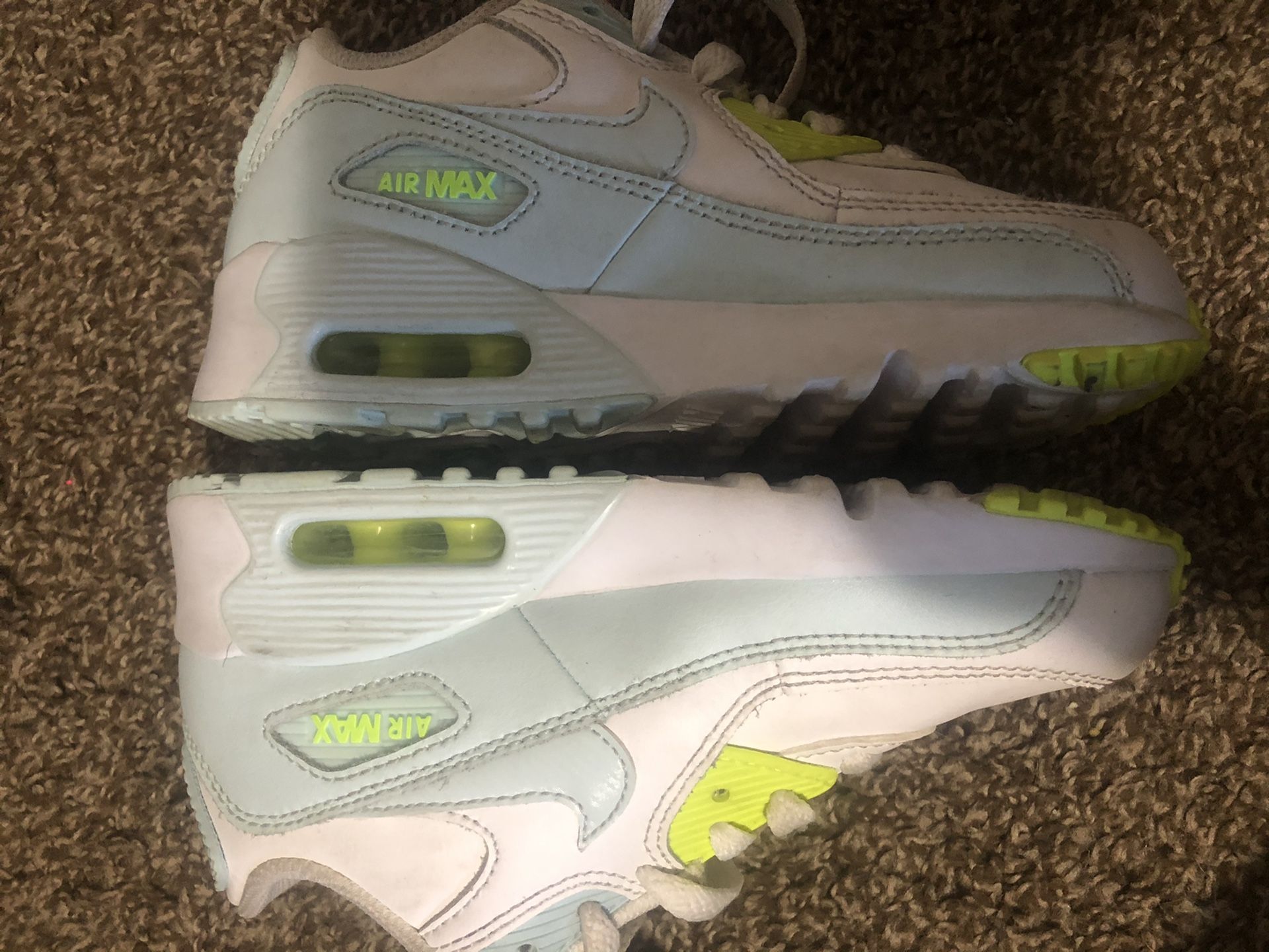 12c Air Max