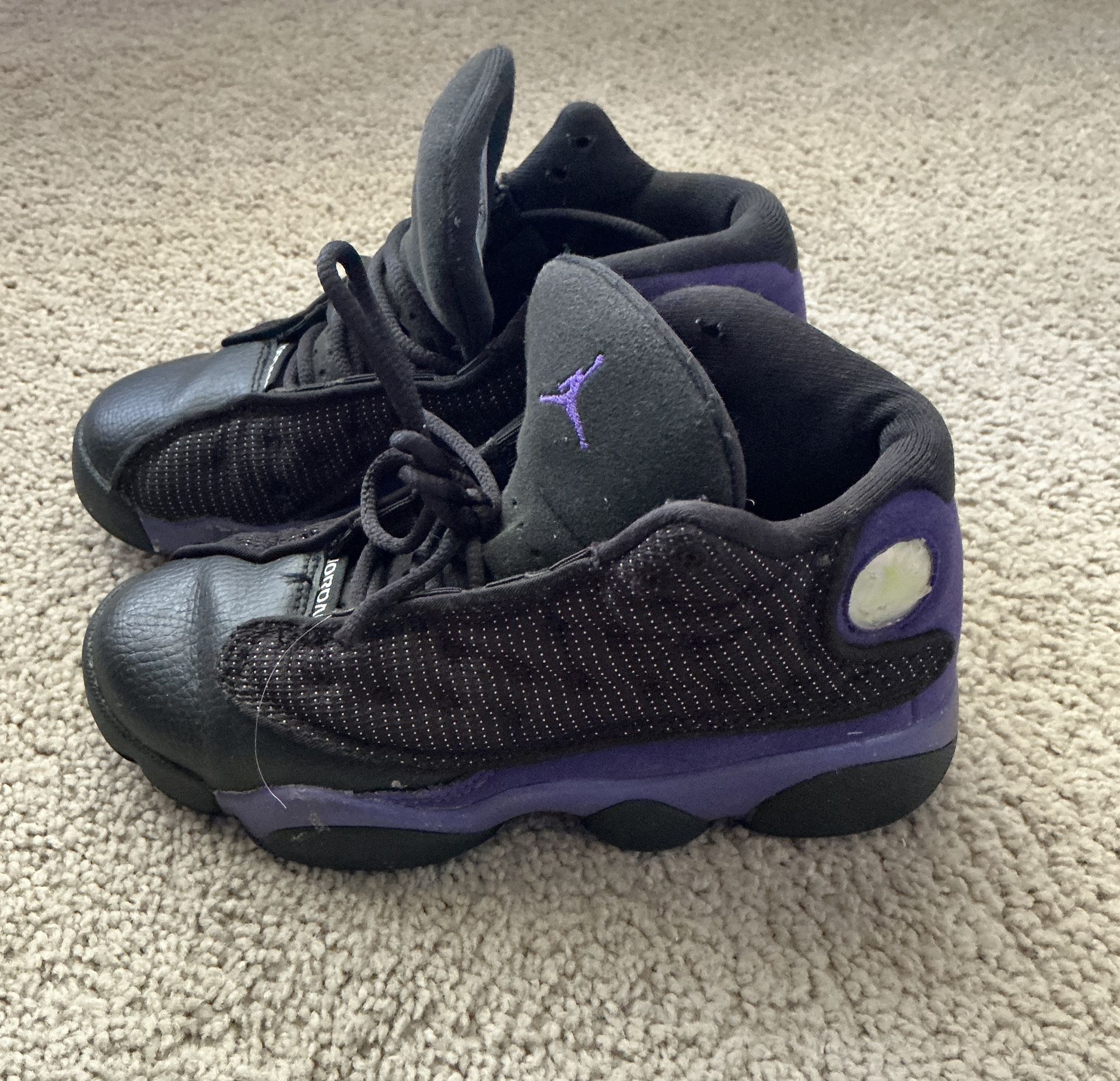 Jordan 13 Retro Court Purple (PS) Size 1Y 414575-015