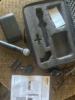 Shure GLX-D Wireless Microphone System
