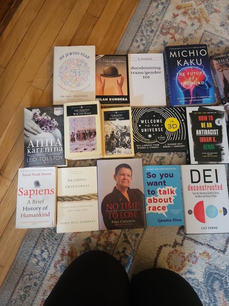 Lots Of Books! Discount On Bundles