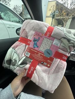 Stitch Blanket 