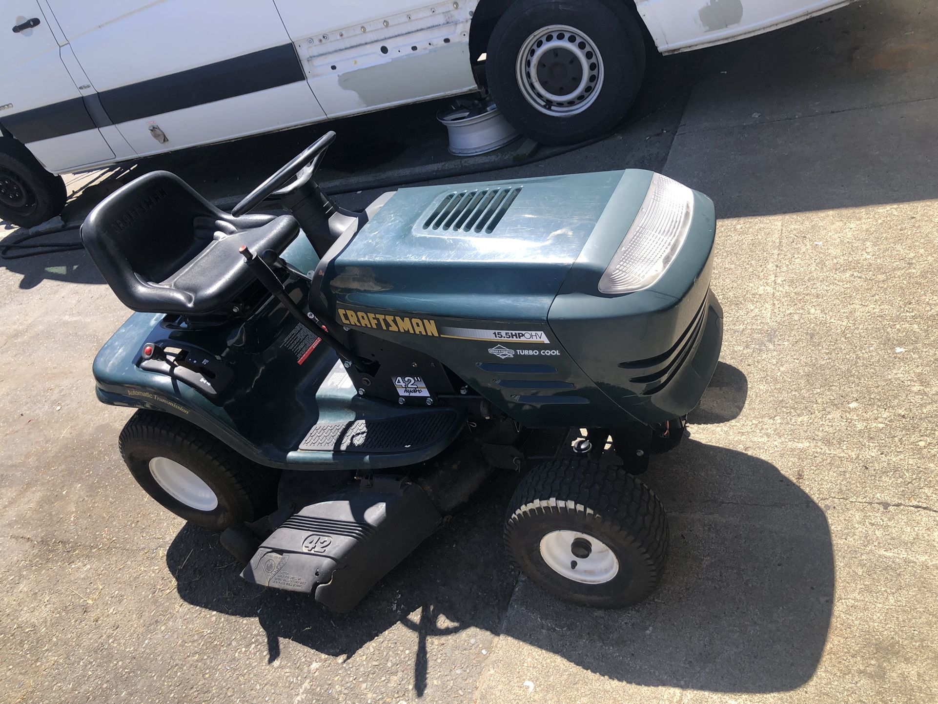 Craftsman Riding lawn mower great condition