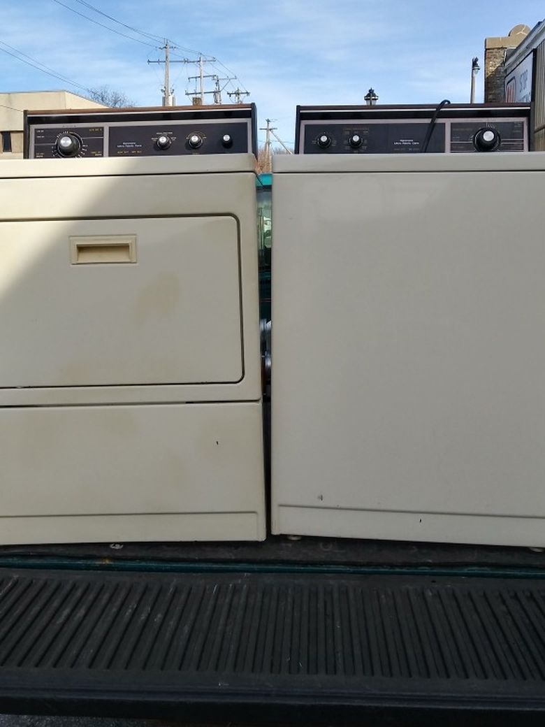 Very Reliable Heavy-duty Kenmore Washer And Gas Dryer Free Delivery And Hookup