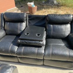 Set of couches black; love seat & full