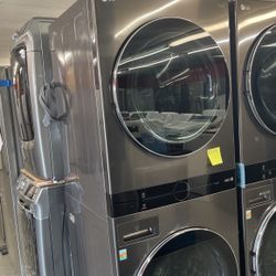 New Scratch And Dent LG Wash tower Front Load Washer And Dryer Stackable. 1 Year Warranty 