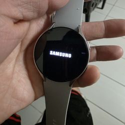 Samsung Galaxy Watch 6 