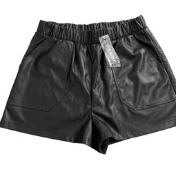 Steve Madden Black “Faux the Record” Vegan Leather Shorts Women’s Large NWT