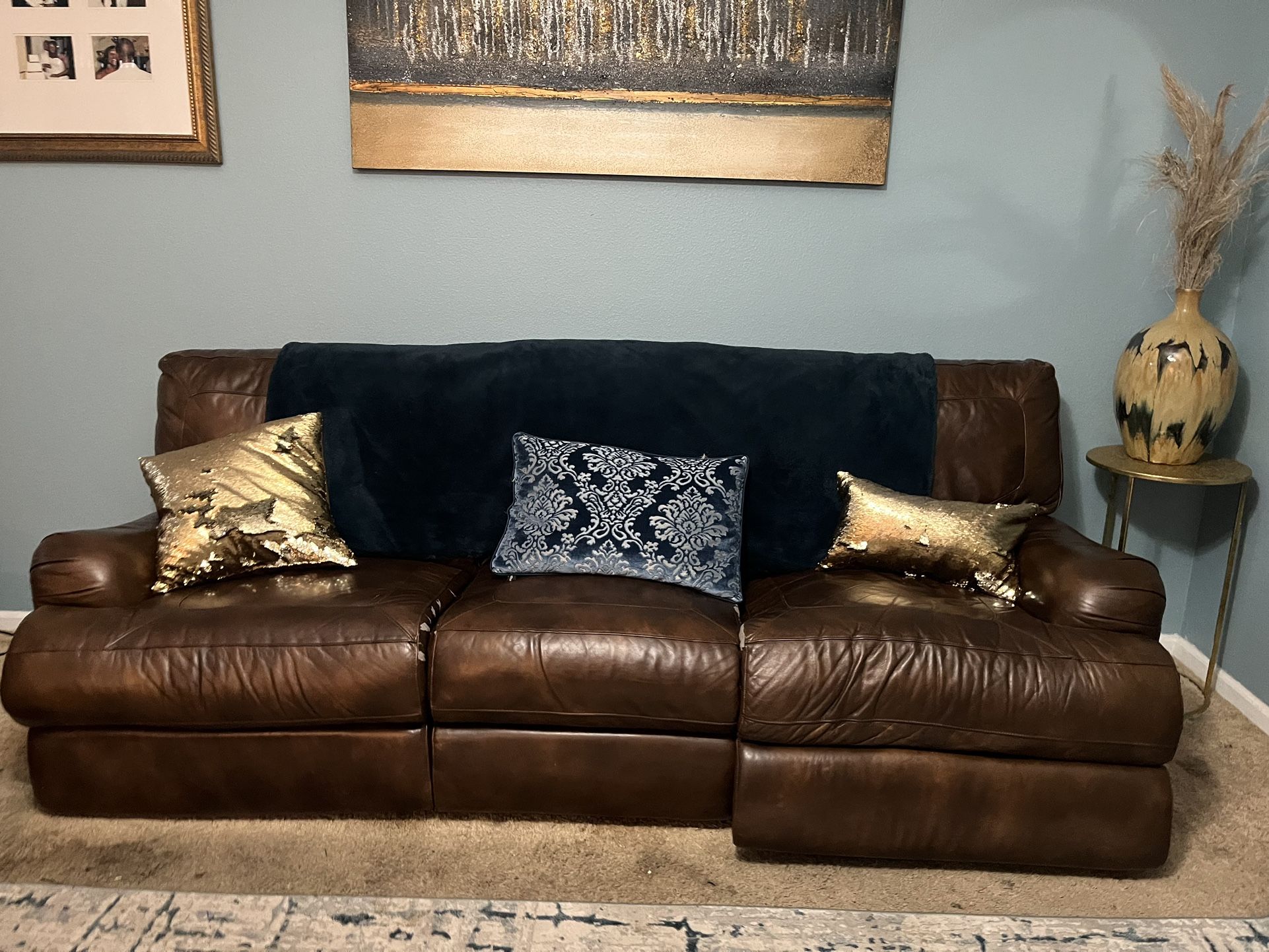 Couch set 