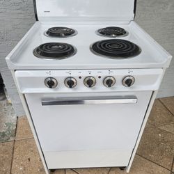 Stove In Good Condition 24 Wide