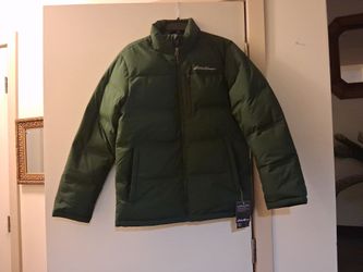 Men's Eddie Bauer Insulated puffy coat size small green Brand New