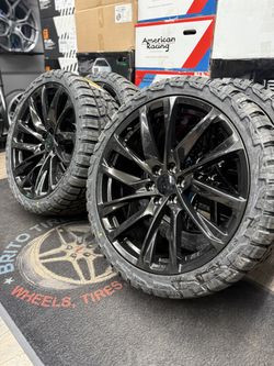 6x139.7 - GM 12 SPOKE RINES - GMC CHEVY CADILLAC - MATCHING SET - 24” - NEW