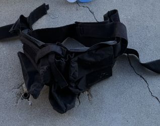 Sport Fanny Pack With Masks And Tubes 