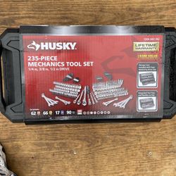 Husky Tool Box Set 