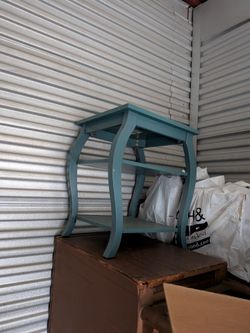 Accent chair/accent table teal