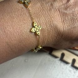 7.25-8.5" Dainty Flowers Bracelet