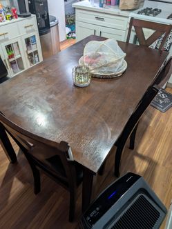 Kitchen table