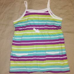 Girls Top Size 5 • By Jumping Beans